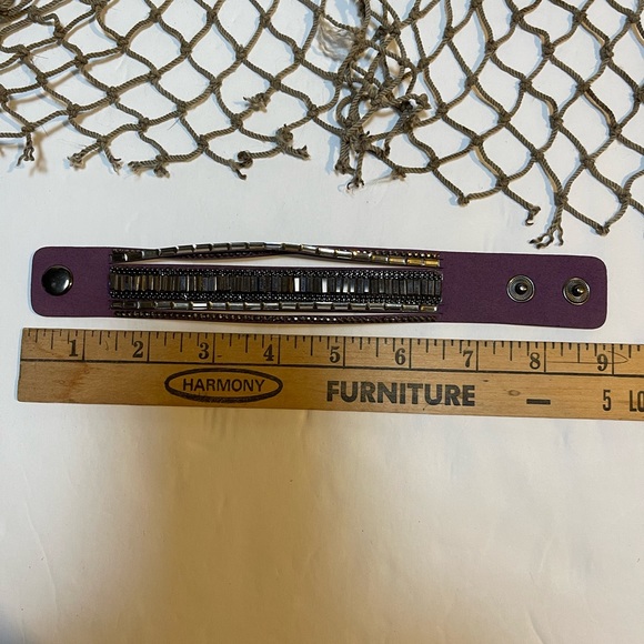 New Purple Suede Bracelet with Crystals and Beads - Picture 2 of 3